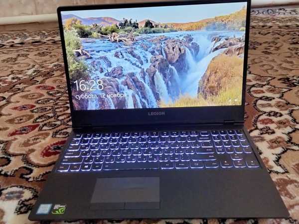 Lenovo legion 1050