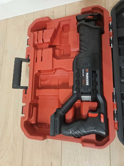 Акумулаторен саблен трион Parkside - нов с 5г гаранция