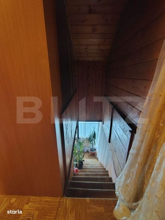 Casa zona ultracentrala, curte comuna, 50 mp, cu loc de parcare