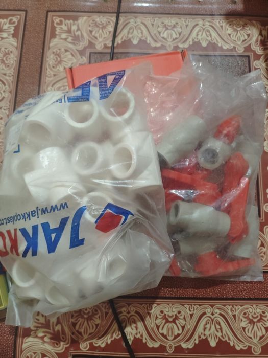 Продам Кран шаровый 25 и тройник 32