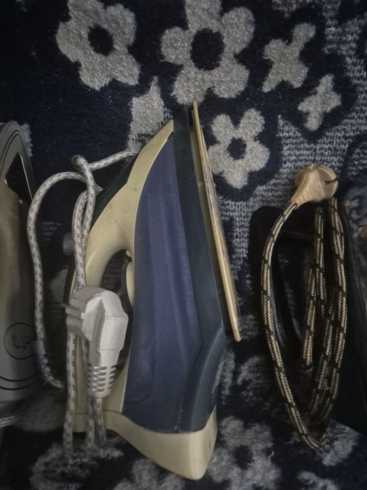 Утюги разные бу срочно