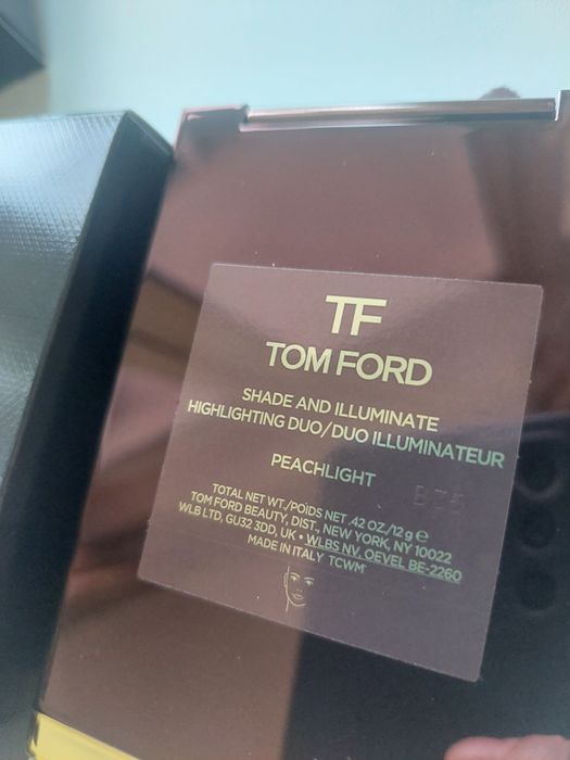Tom Ford хайлайтер Peachlight