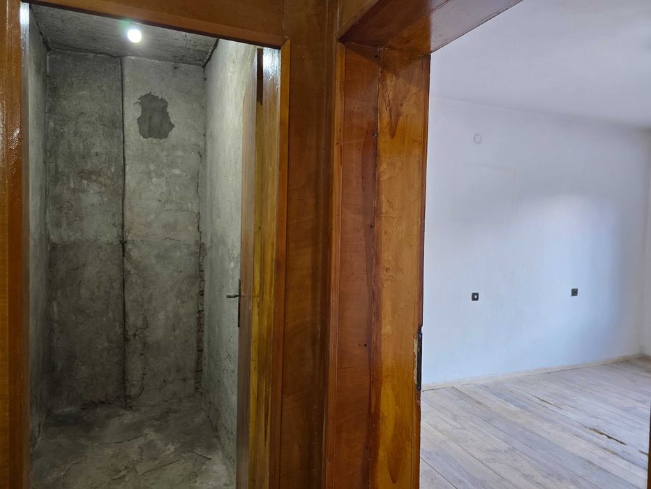 Продава се Етаж от къща в Велико Търново, Център - 92 кв.м за 1299 €/кв.м - Снимка #19