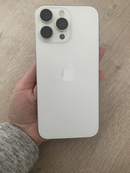 Iphone 16 pro max , impecabil !