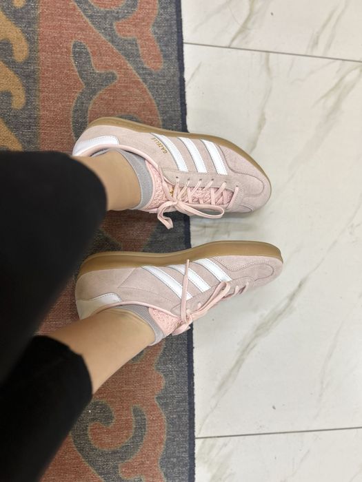 Кроссовки adidas gazzele