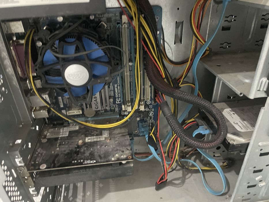 Продам 2 старых компьютера