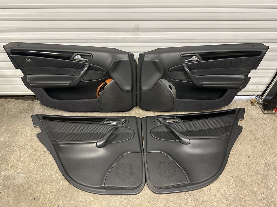 Кожени кори за врати за Mercedes C-class