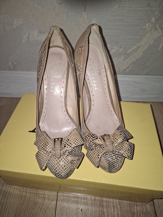 Продам туфли 36 размера