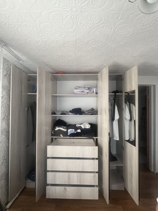 Продам шкаф для одежды