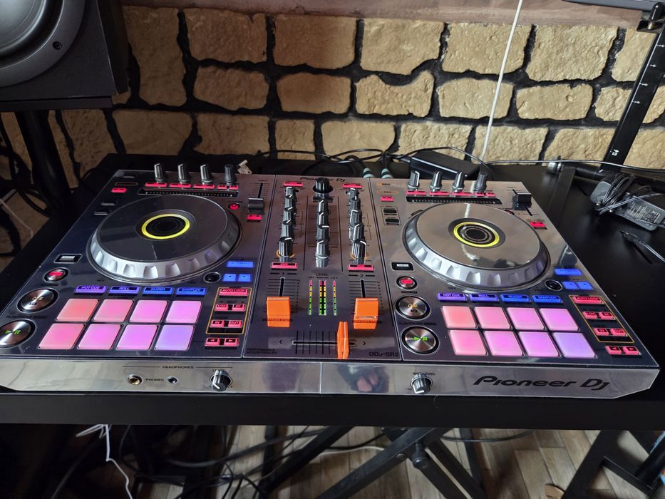 Pioneer DDJ SR 2