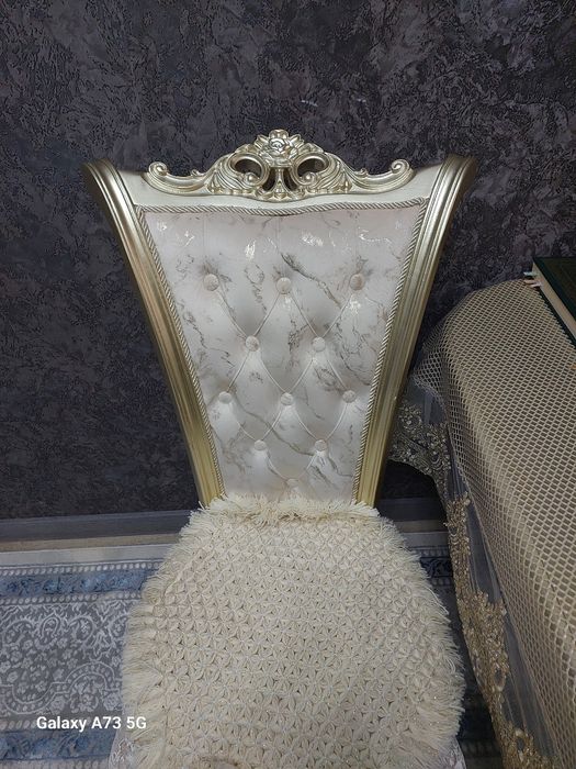 Срочно продается стол стул