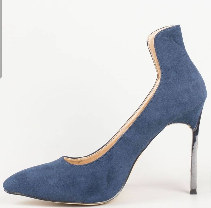 Елегантни дамски обувки