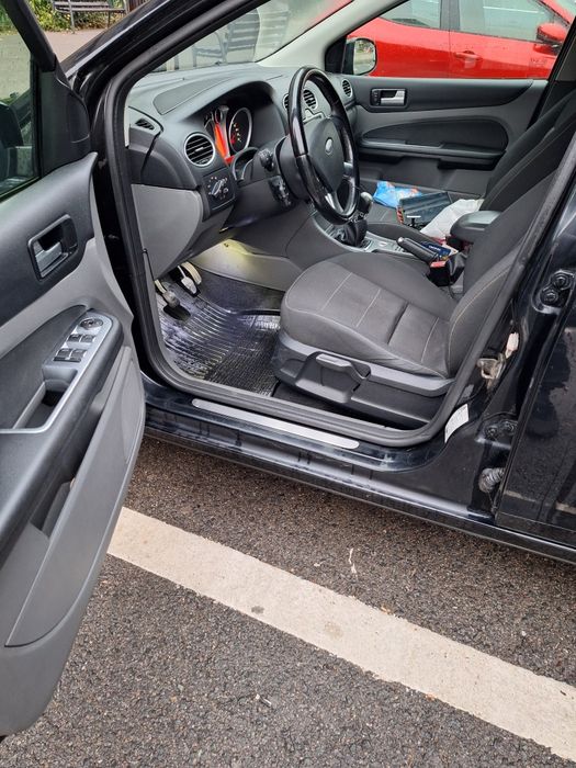 FORD Focus 0 — imagine 4