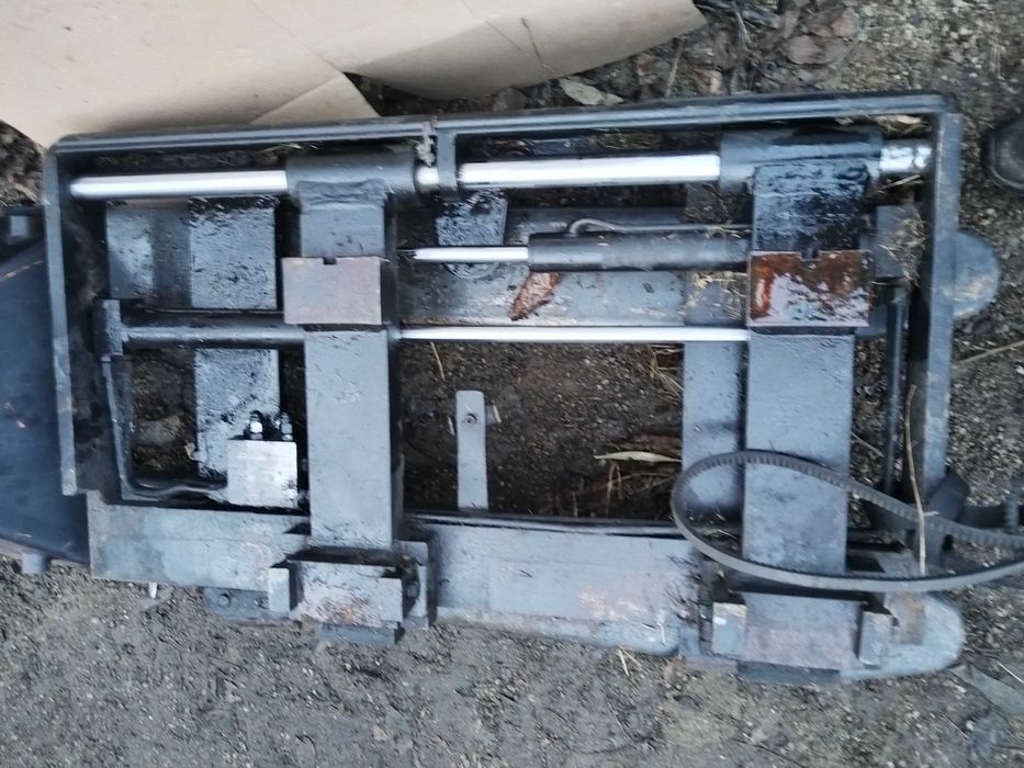 Suport Furci lame încărcător tractor bobkat