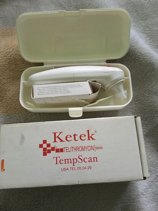 Электроный термометр