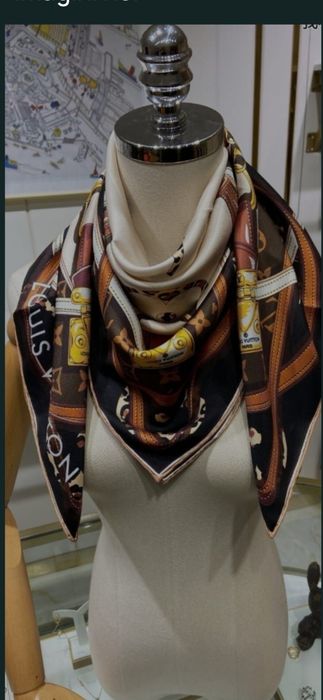 Esarfă Christian Dior, Louis Vuitton, model 2026, 90x90cm, 100% mătase