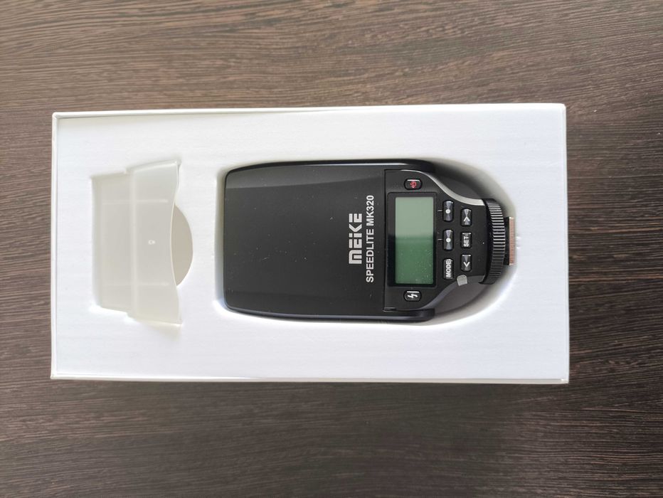 Вспышка Meike (Panasonic/Olympus)