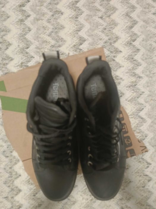 Мъжки черно-бели обувки