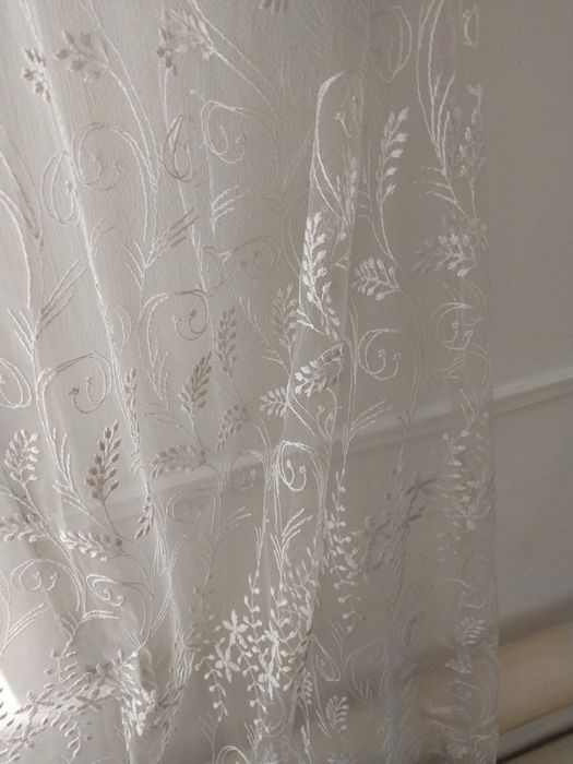Продам тюль в хорошем состоянии