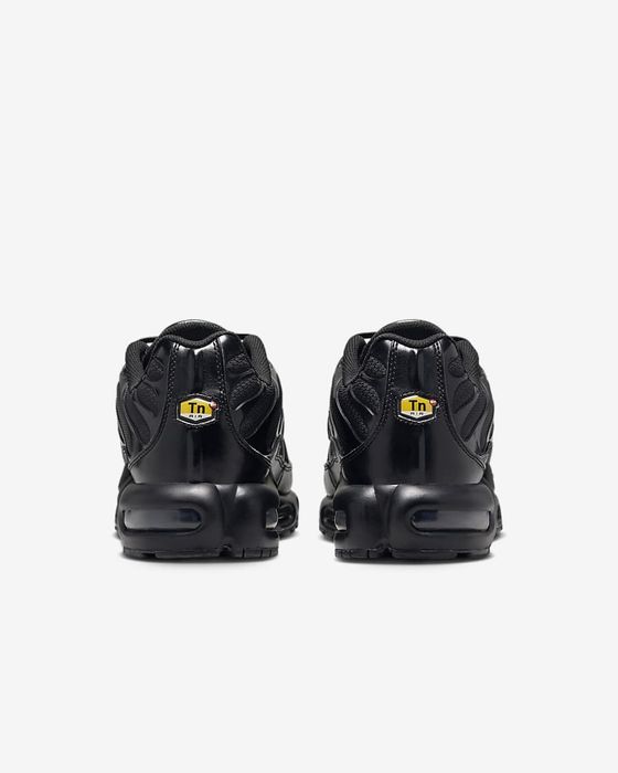 Nike Air Max Plus "Triple Black"