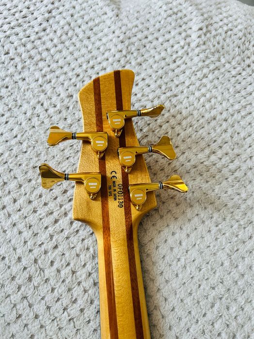 Бас китара Yamaha TRB5IIp