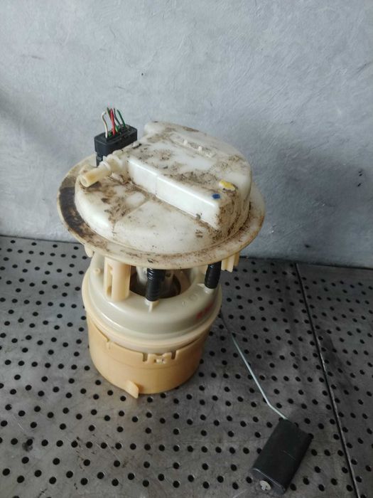 pompa rezervor combustibil 1.1b peugeot 206 9642124080