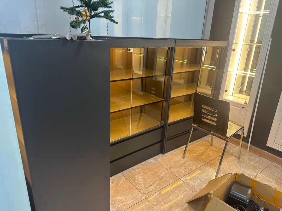 Продам мебель для коммерции