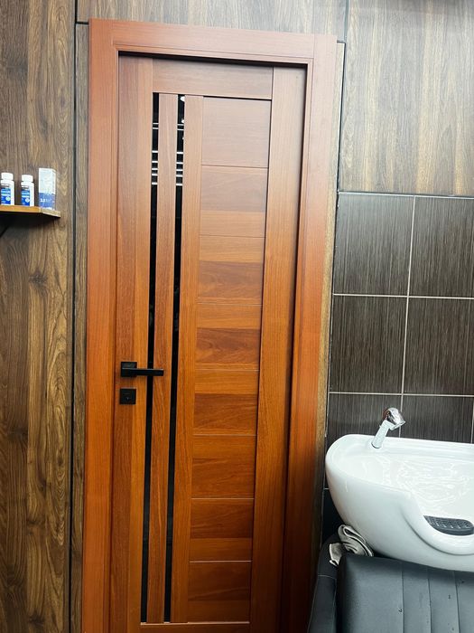 Продам межкомнатные двери