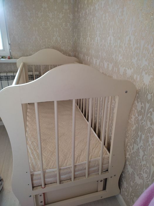 Детский манеж, кровать детская