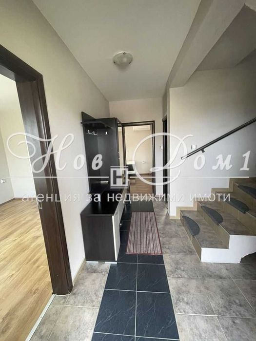 Дава се под наем Къща в Варна, Галата - 140 кв.м за 847.62 € - Снимка #1