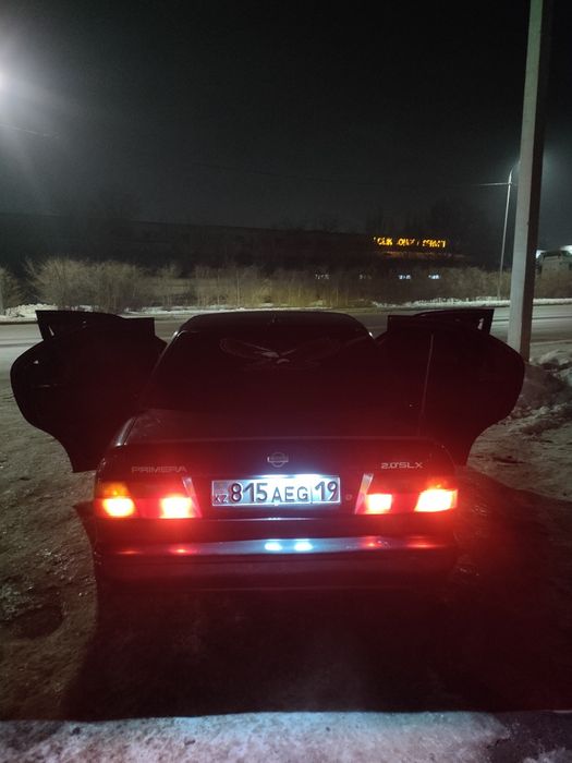 Продам машину Nissan Primera