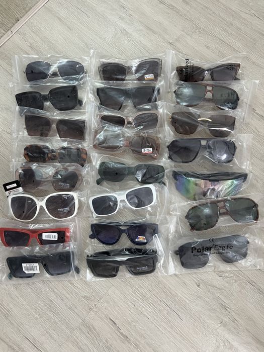 Стойка для очков