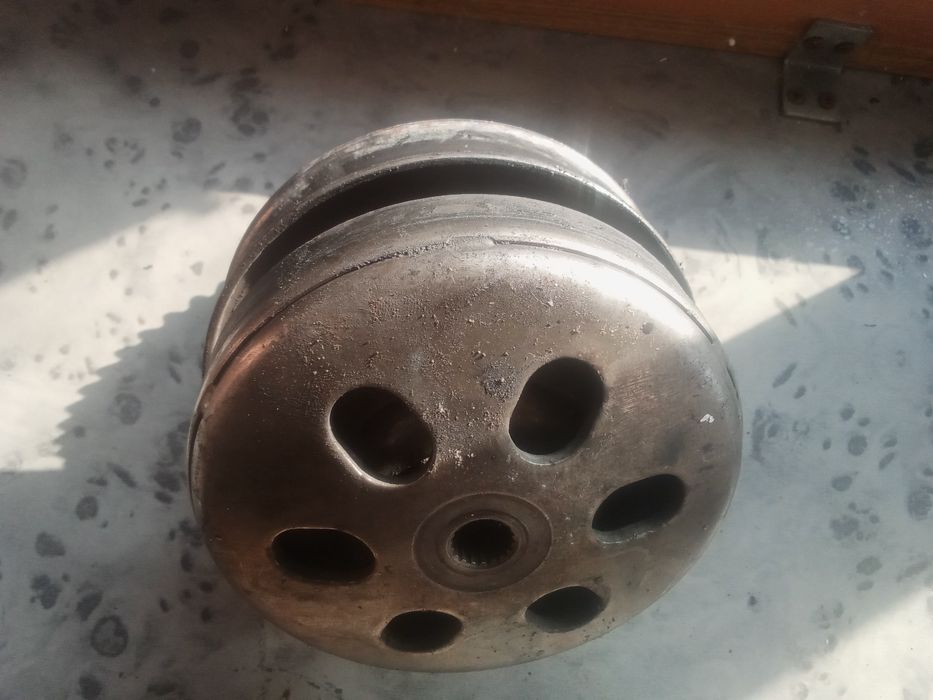 Задний вариатор мопеда