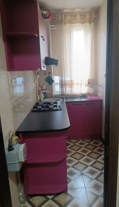 Карасу-6  Новостройка ! 1/3/3 возле базара . Кирпич. Мебель , техника