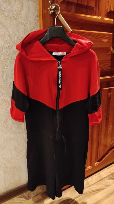 Продам стильный женский комбез