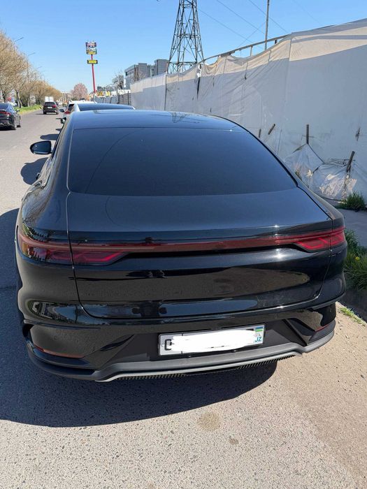 BYD Han 2025 — 3