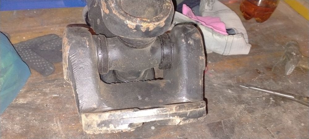 Карданный вал среднего моста Камаз.