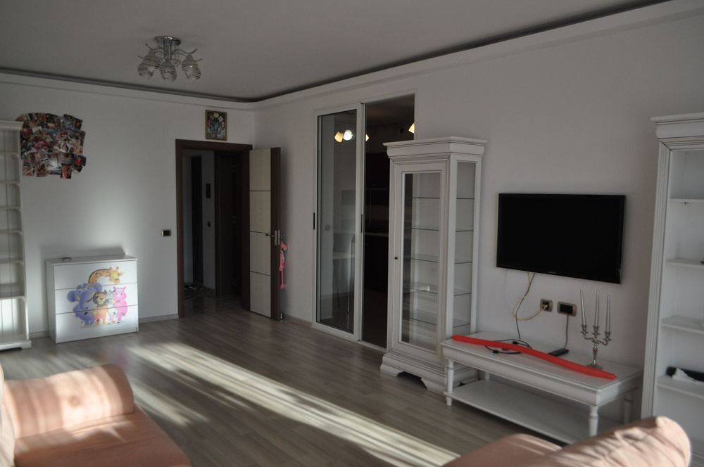 Apartament spatios cu 2 camere in complexul rezidential Isaran bloc 2