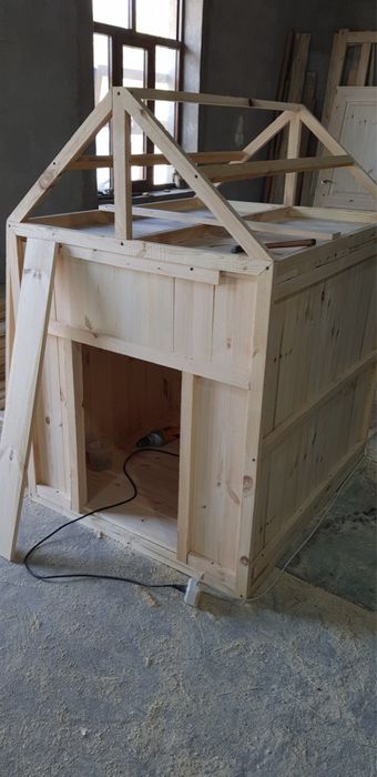 Будка для крупной собаки, утепленная