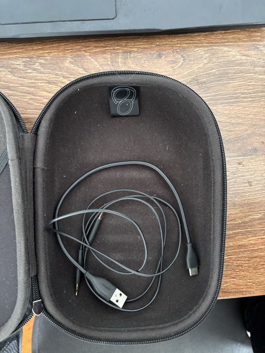 Vând căști Bose QuietComfort (Black)