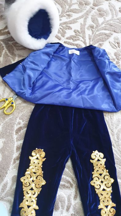 Продам  костюм детский