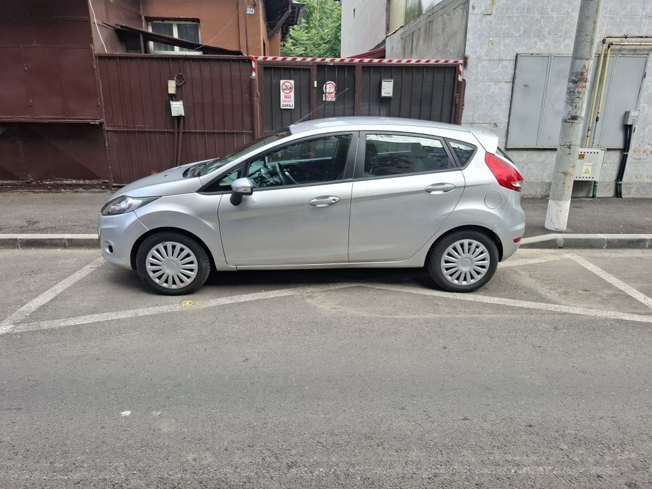 FORD Fiesta 2010 — imagine 3