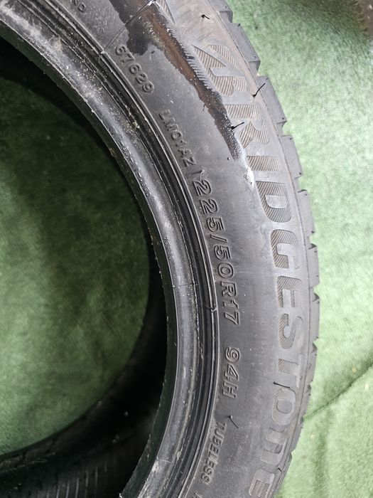 225 50 17 m+s bridgestone runflat