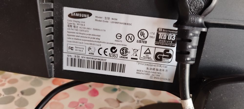 монитор Samsung SyncMaster 943N