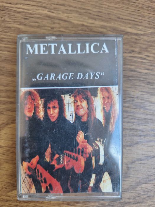 Аудио касета Metallica "Garage days", Качествен студиен запис, кутия, обложка.