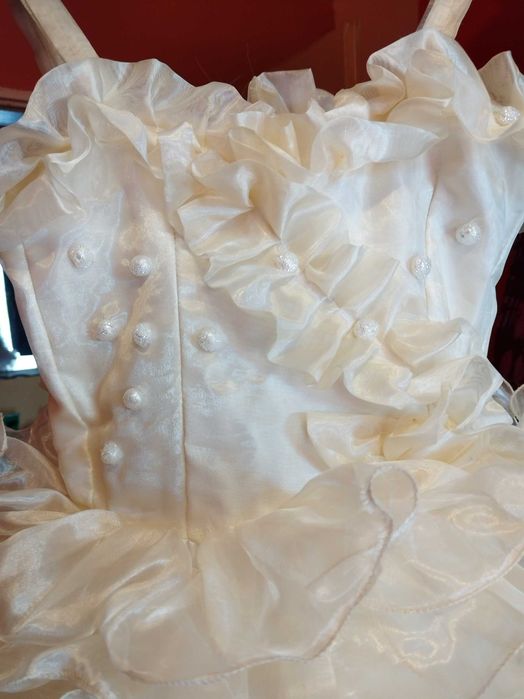 Шаферска рокля с обръч