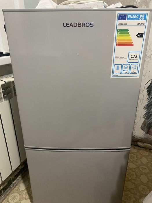 Продам холодильник leadbros