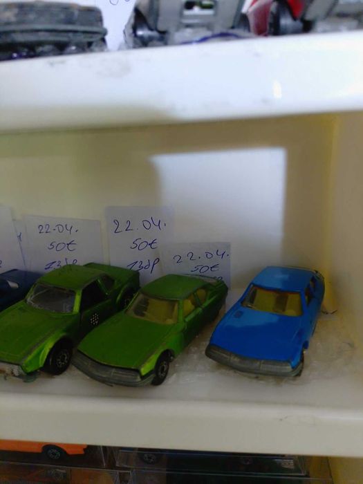 Стари метални Matchbox колекционерски колички