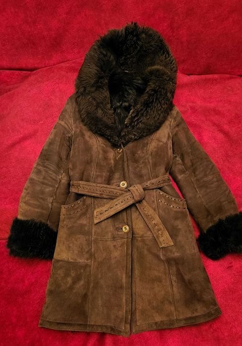 Haina de piele intoarsa imblanita pt. dama