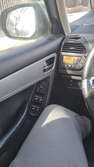 Vând citroen c 4  picaso